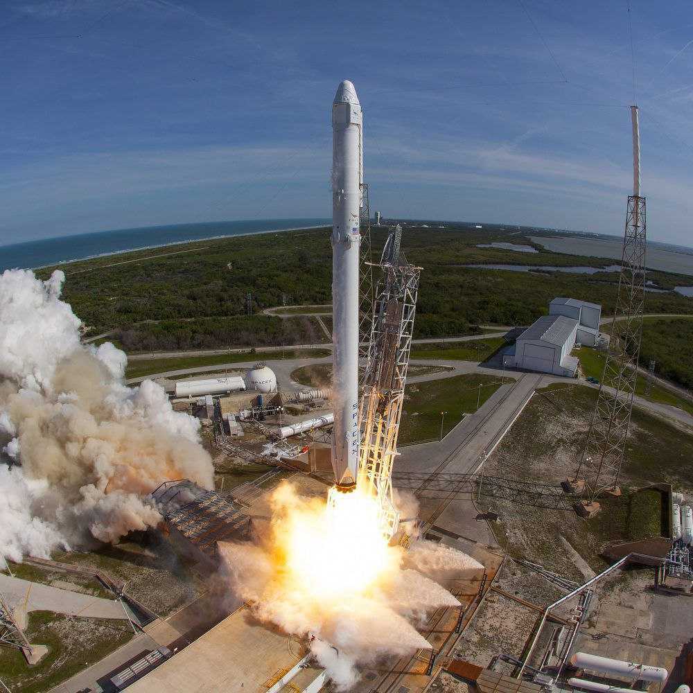 Elon Musk’s Spacex Makes History Successfully Landing A Rocket Back On Earth 2025